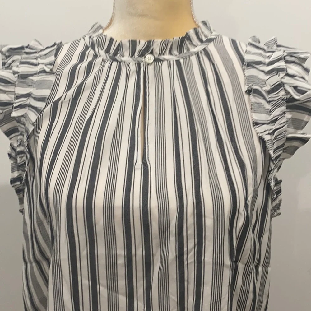 LOFT Striped Ruffle Split Neck Shell Size M - Picture 5 of 11
